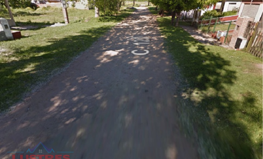 Casa con gran patio, 3 ambientes Santa Teresita