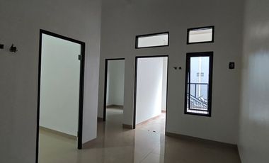Rumah Seken 15 menit ke Eka Hospital Harapan Indah Hadap Utara J-37461