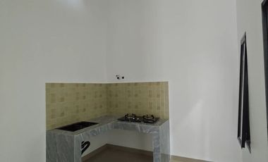 Rumah Seken 15 menit ke Eka Hospital Harapan Indah Hadap Utara J-37461