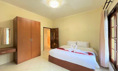 Large and Mountain View 4-bedroom house with pool for sale and rent in the center of Aonang, Krabi