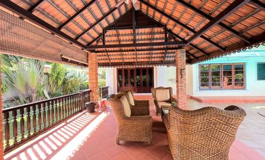 Large and Mountain View 4-bedroom house with pool for sale and rent in the center of Aonang, Krabi