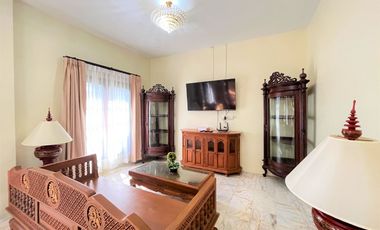 Large and Mountain View 4-bedroom house with pool for sale and rent in the center of Aonang, Krabi