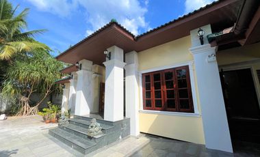 Large and Mountain View 4-bedroom house with pool for sale and rent in the center of Aonang, Krabi