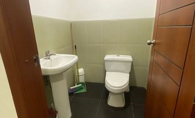 EN RENTA LOCAL COMERCIAL- ZONA CLÍNICA DE DIÁLISIS
