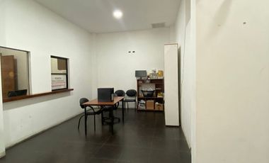 EN RENTA LOCAL COMERCIAL- ZONA CLÍNICA DE DIÁLISIS