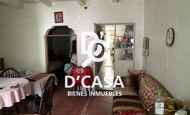 CASA CON LOCAL EN VENTA FRENTE A CENTRAL CAMIONERA