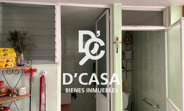 CASA CON LOCAL EN VENTA FRENTE A CENTRAL CAMIONERA