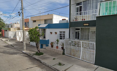 CASA A 5 MIN DE LA ALBERCA OLIMPICA EN COL OLIMPICA DE UNA PLANTA