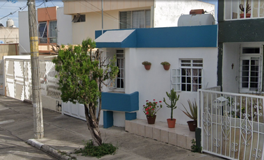 CASA A 5 MIN DE LA ALBERCA OLIMPICA EN COL OLIMPICA DE UNA PLANTA
