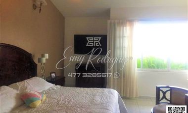 CASA EN VENTA en ARBDE, León,Gto; IDEAL PARA OFICINAS-CONSULTORIO O CASA, 3 REC, 5 AUTOS
