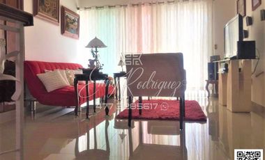 CASA EN VENTA en ARBDE, León,Gto; IDEAL PARA OFICINAS-CONSULTORIO O CASA, 3 REC, 5 AUTOS