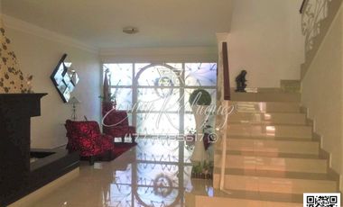 CASA EN VENTA en ARBDE, León,Gto; IDEAL PARA OFICINAS-CONSULTORIO O CASA, 3 REC, 5 AUTOS