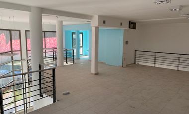 En Venta Local Comercial excelente ubicación Crespo