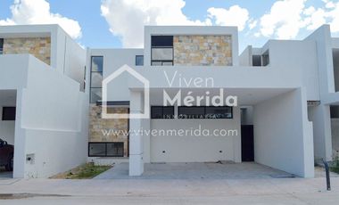 Casa en venta en privada Cholul en Mérida
