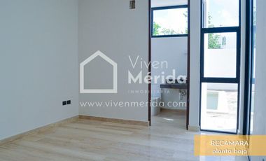 Casa en venta en privada Cholul en Mérida