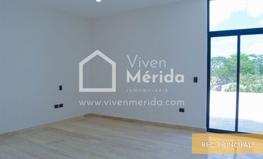 Casa en venta en privada Cholul en Mérida