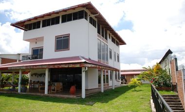 CASA DE ENSUEÑO EN LA BELLISIMA CIUDAD DE LAMAS - TARAPOTO