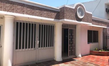 Venta Casa Paraíso, Barranquilla. UNO SÓLO NIVEL - AMPLIA