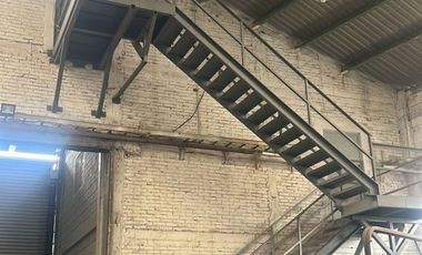 BODEGA INDUSTRIAL EN VENTA 1300m2