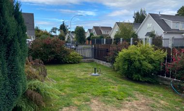 Casa Bien Ubicada Y En Un Barrio Tranquilo - Puerto Varas