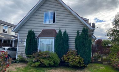 Casa Bien Ubicada Y En Un Barrio Tranquilo - Puerto Varas