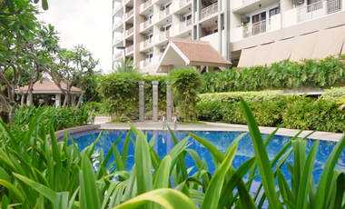2-Bedroom Unit With Balcony Overlooking the Alabang Skyline