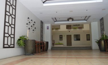 2-Bedroom Unit With Balcony Overlooking the Alabang Skyline