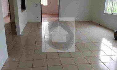 CASA DE CAMPO EN VENTA TZURUMUTARO TERRENO GRANDE