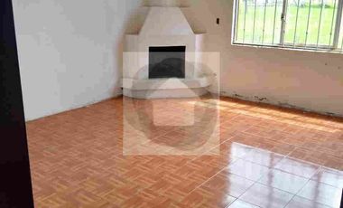 CASA DE CAMPO EN VENTA TZURUMUTARO TERRENO GRANDE