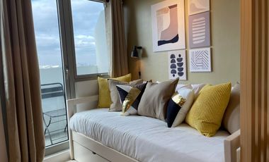 COMM12XXQW: For Sale Fully Furnished Studio with Balcony in The Residences at Commonwealth