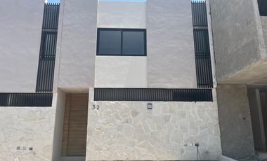 CASA TIPO LOFT EN VENTA EN ZIBATA/ QUERETARO