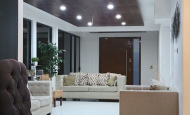 EQUIPADA RESIDENCIA LUXURY EN ZONA EXCLUSIVA CON ALBERCA