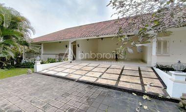 Colonial Elegance Meets Balinese Bliss: A Tanah Lot Luxury Freehold Villa