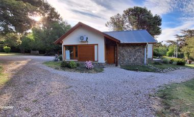 VENDO EXCEPCIONAL CASA EN VILLA VENTANA