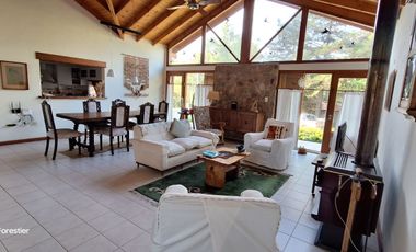 VENDO EXCEPCIONAL CASA EN VILLA VENTANA