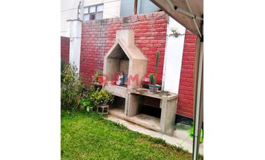 Hermosa Casa De 03 Pisos Ideal Para Vivir, Cerca A Upc, Esan, Alamos, Colegios, Centros Comerciales