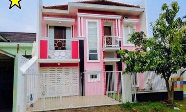 Rumah 2 Lantai Luas 250 di Araya Golf kota Malang