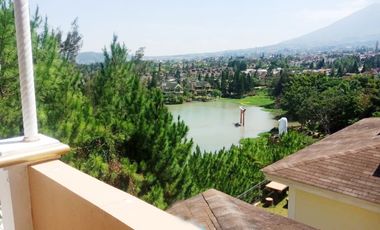 Sewa Villa di Kota Bunga Little Venice Puncak