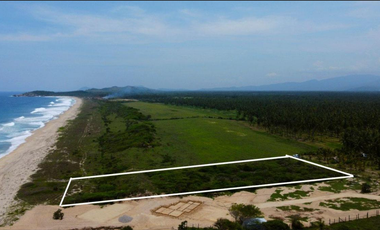 Terreno Frente Al Mar en Playa El Venado Puerto Escondido