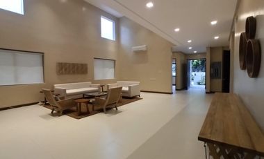 For SALE: Brand New House & Lot with Swimming Pool & Elevator