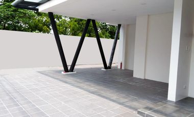 For SALE: Brand New House & Lot with Swimming Pool & Elevator