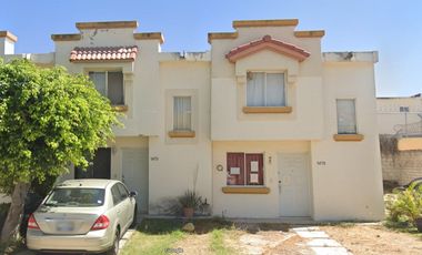 ¡Remate Bancario! Excelente Oportunidad, Bonita casa en condominio a un Excelente Precio