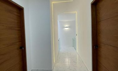 Increíble Casa NUEVA con Alberca y 4 Rec. en Condominio con Seguridad 24/7 en Cuernavaca