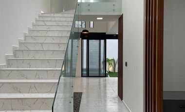 Increíble Casa NUEVA con Alberca y 4 Rec. en Condominio con Seguridad 24/7 en Cuernavaca