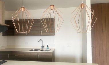 PR17621 Apartamento en arriendo en el sector Loma del Escobero