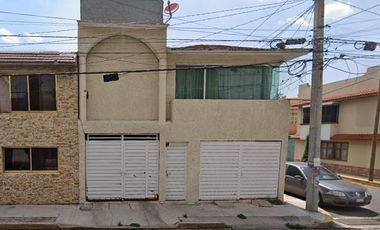Aprovecha Casa en Venta en Ocho Cedros , Toluca ,en Remate Bancario