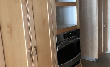 CASA EN VENTA DE UN PISO EN LA ZONA DE SANTA ENGRACIA VALLE ORIENTE CERCA DE IGLESIA