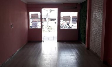 SE ARRIENDA LOCAL COMERCIAL