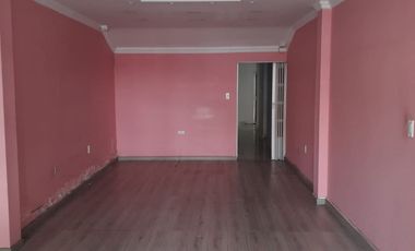 SE ARRIENDA LOCAL COMERCIAL