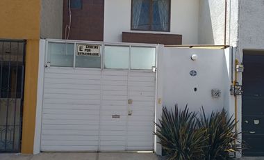 CASA AMUEBLADA EN RENTA EN PUEBLA ZONA LOS FUERTES DE LORETO Y GUADALUPE